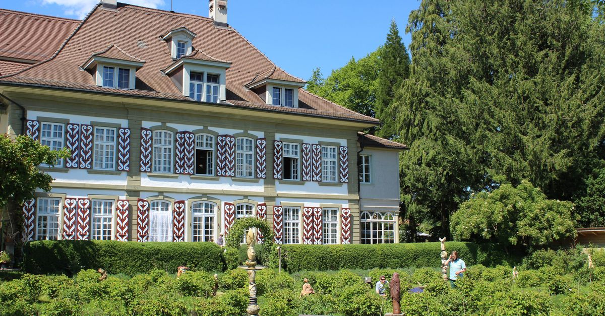 Stück Baron auf den Bäumen